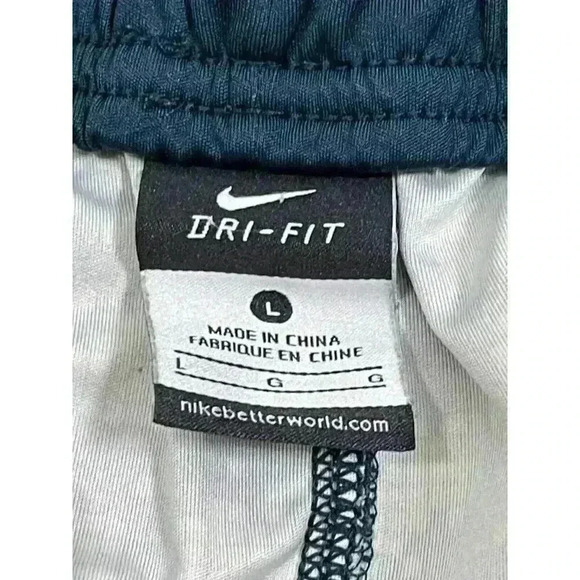 Nike Dri Fit Speed Fly GFX Training Shorts SIZE-LARGE - Picture 3 of 4